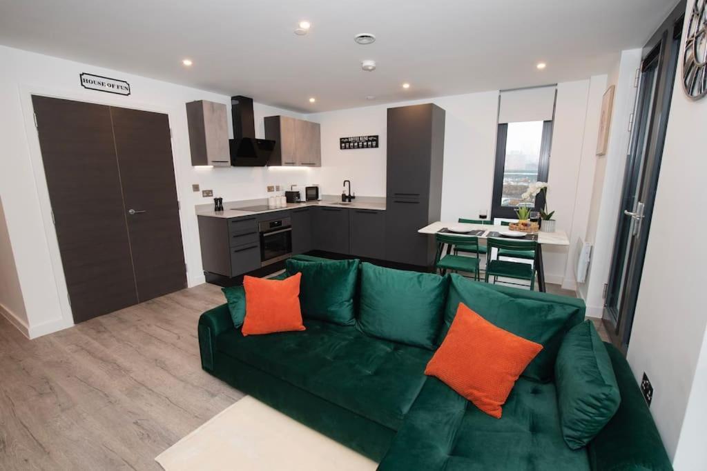 Deluxe 2 Bed York Flat With Gym Sleeps 6 Lägenhet Exteriör bild
